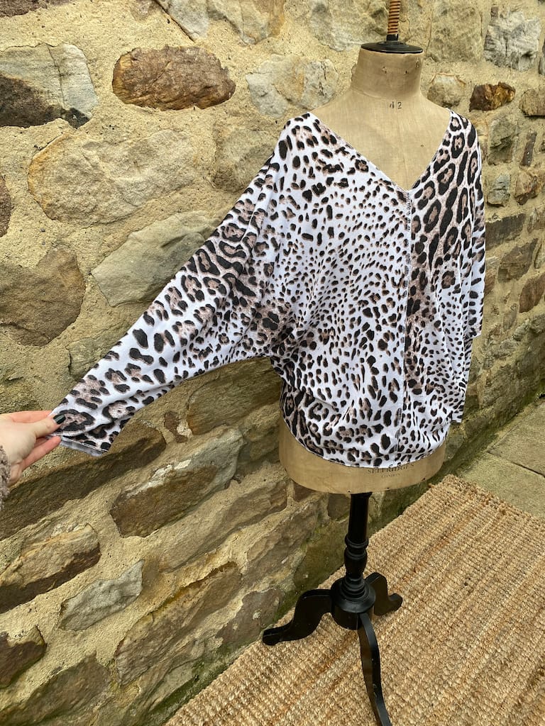 Leopard Lightweight Knit Top with Silver Trim • worn worn